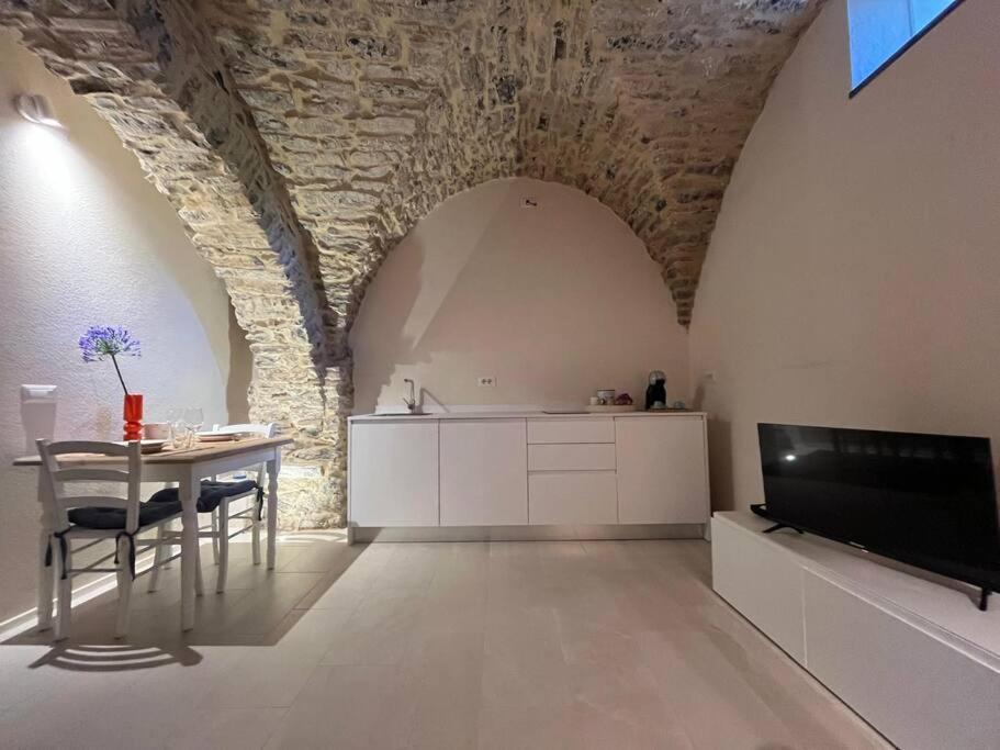 Studio Pietra E Charme Diano San Pietro Exteriör bild